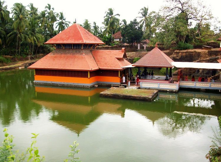 Ananthapura Lake Temple in Kerala
